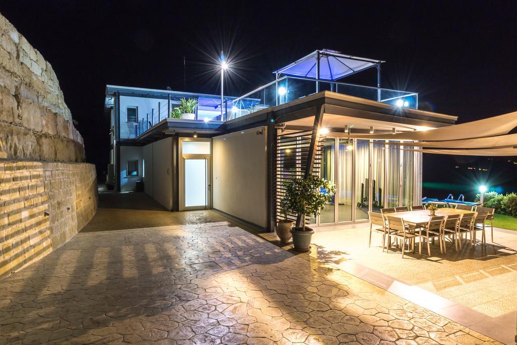 Oceania & Panorama Villas ペイヤ エクステリア 写真